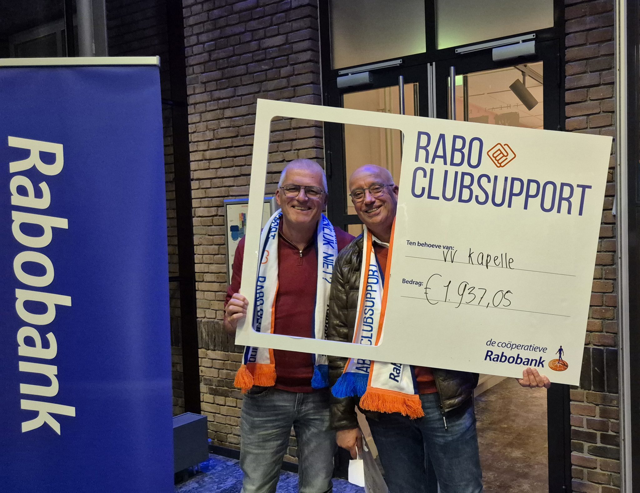 v.v. Kapelle ontvangt een prachtig bedrag van Rabo ClubSupport
